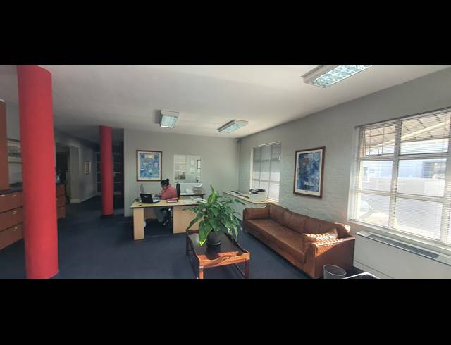 600M² RETAIL TO LET IN PAARDEN EILAND